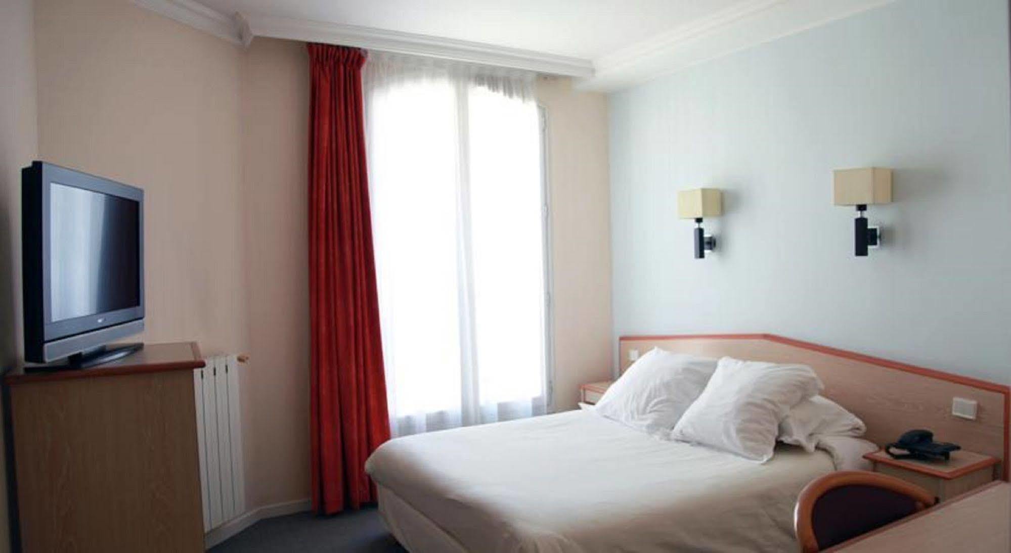 Hotel Briand Devient Hotel Ipl Levallois-Perret Exterior photo