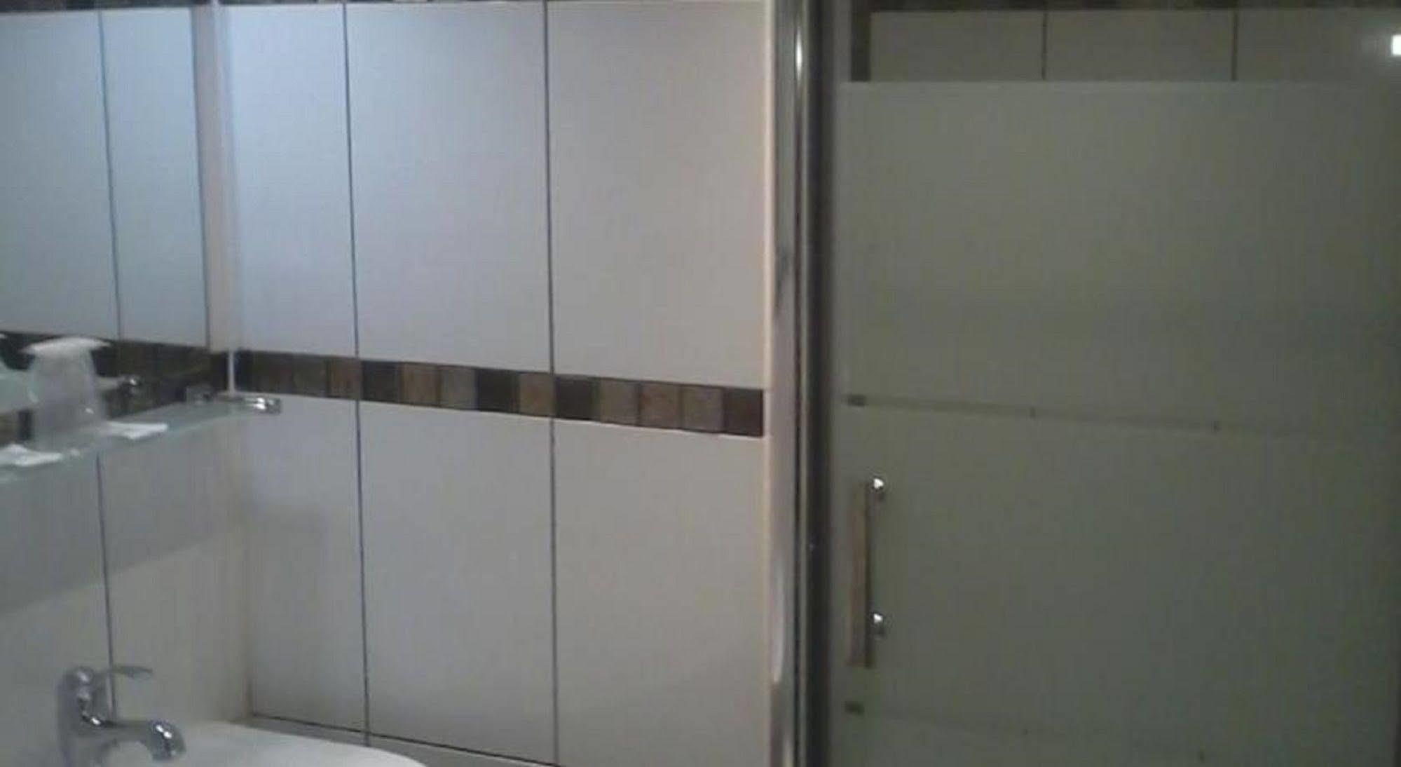 Hotel Briand Devient Hotel Ipl Levallois-Perret Exterior photo